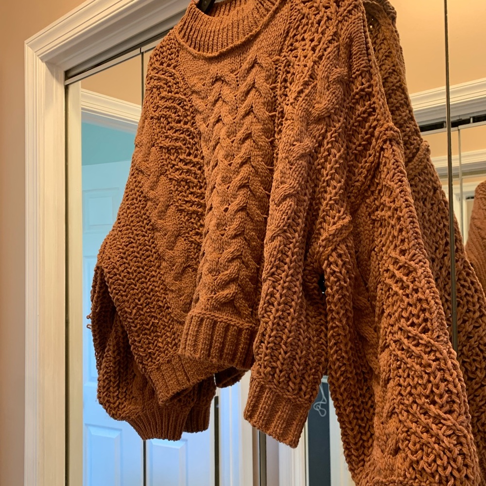 Like new Pole Camel color warm semi crop sweater